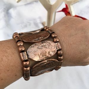 4/$20 jewelry SALE! Bronze stretch bracelet